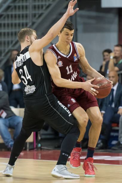 夏的门将市 夏的门将市