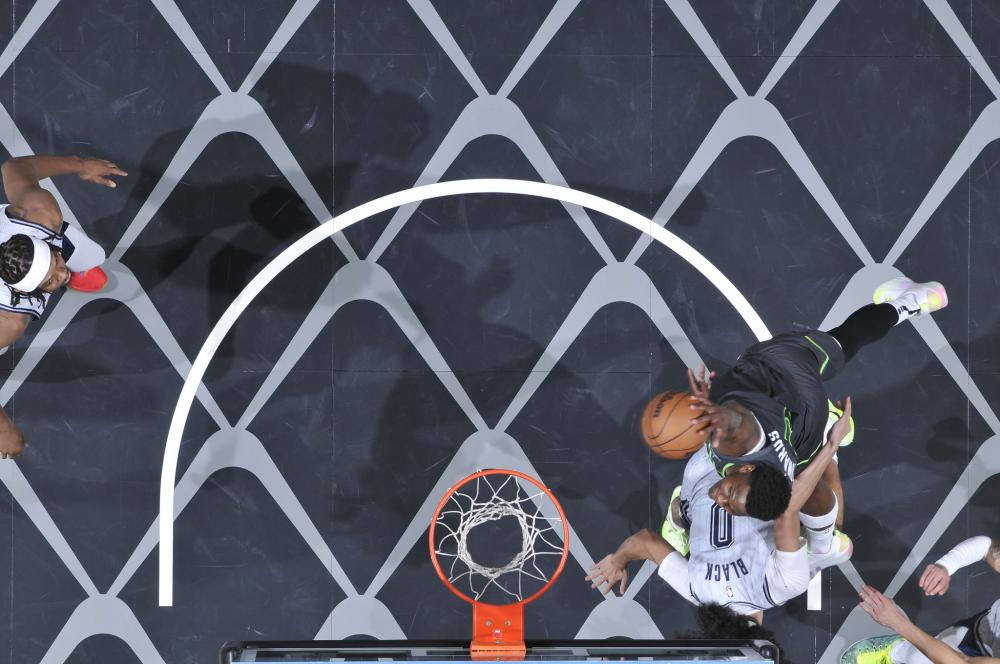 场接连错失 场接连错失