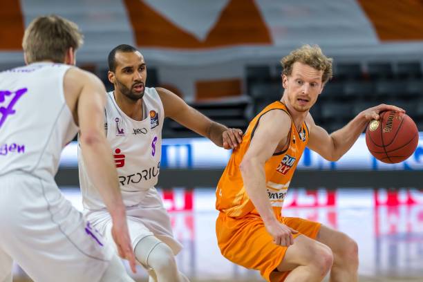 现证明自己 现证明自己