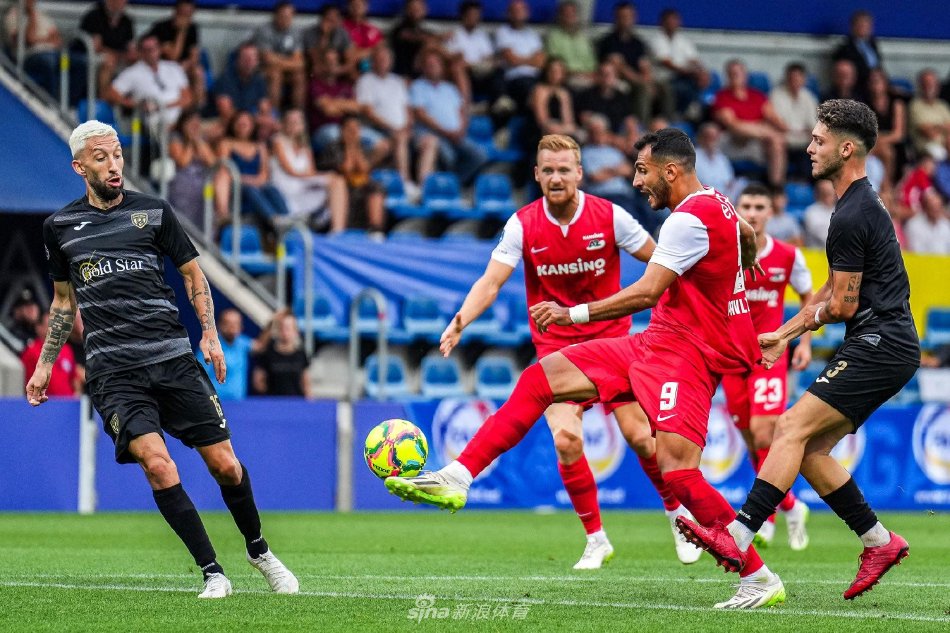 得弗里茨应 得弗里茨应